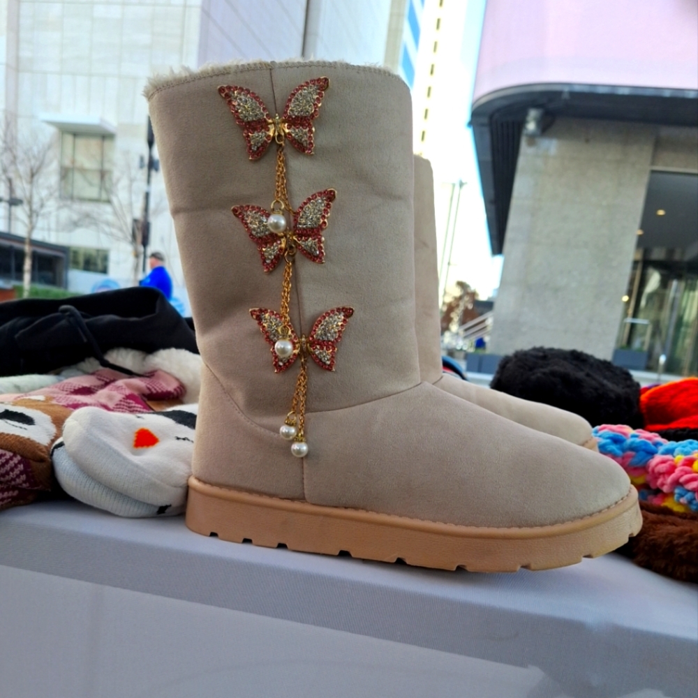 Size 9 boots